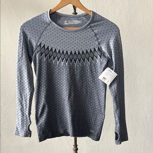 NWT VSX Victorias Secret Sport Shirt Size Small